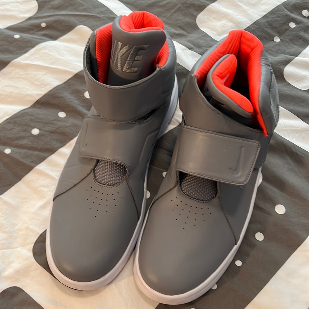 Vintage One of a Kind Nikes!